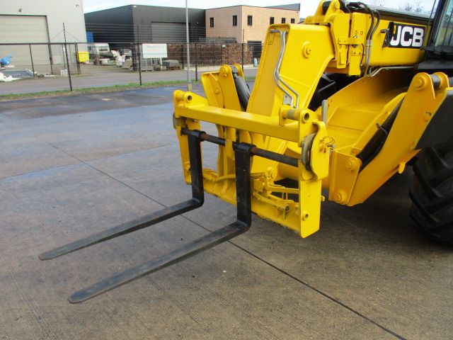 JCB 533-105 (631)-Neu