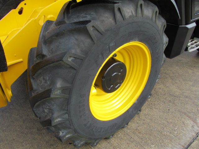 JCB 533-105 (631)-Neu
