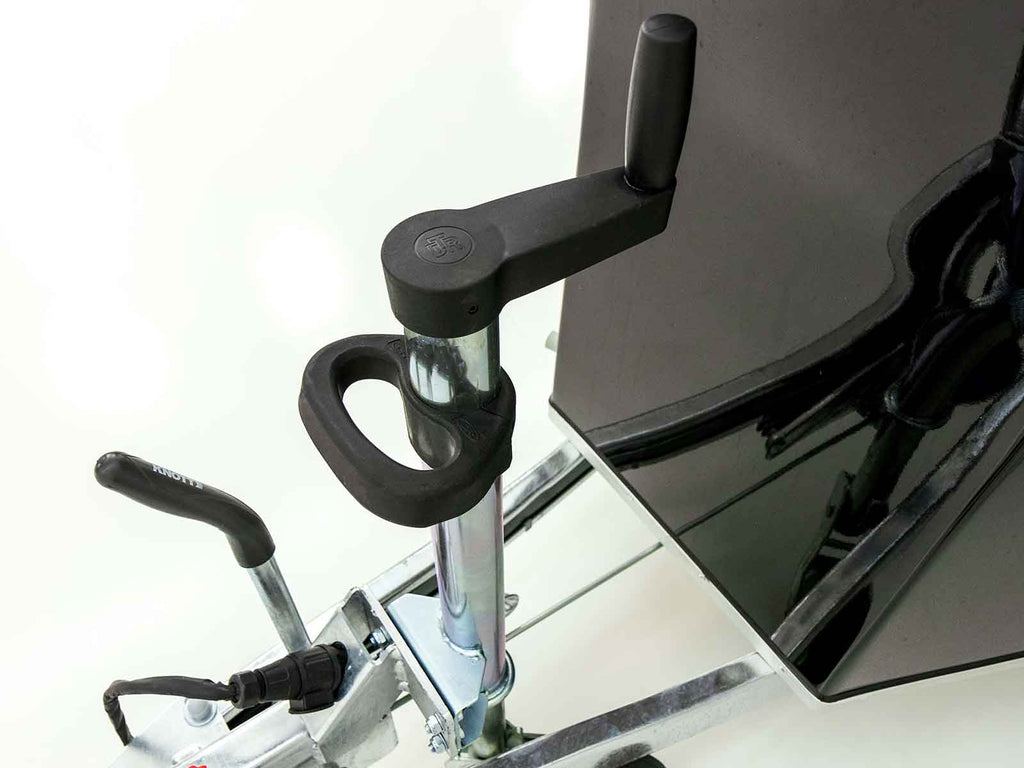 Cheval Liberte Pferdeanhänger GOLD One 1,5er | Pullman-Fahrwerk | schwarz-Neu
