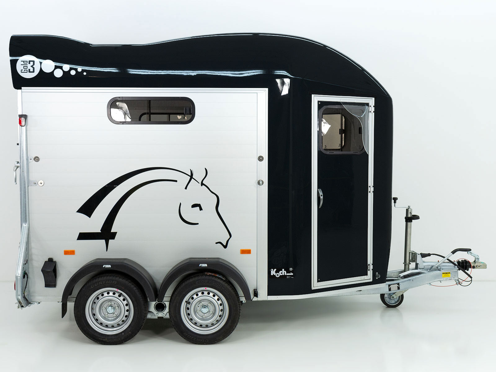 Cheval Liberte Pferdeanhänger GOLD 3 | Premium Pullman 2 | Sattelkammer | schwarz-Neu