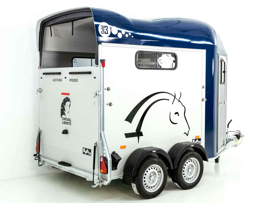 Cheval Liberte Pferdeanhänger GOLD 3 | Premium | Pullman 2 | Sattelkammer | blau-Neu