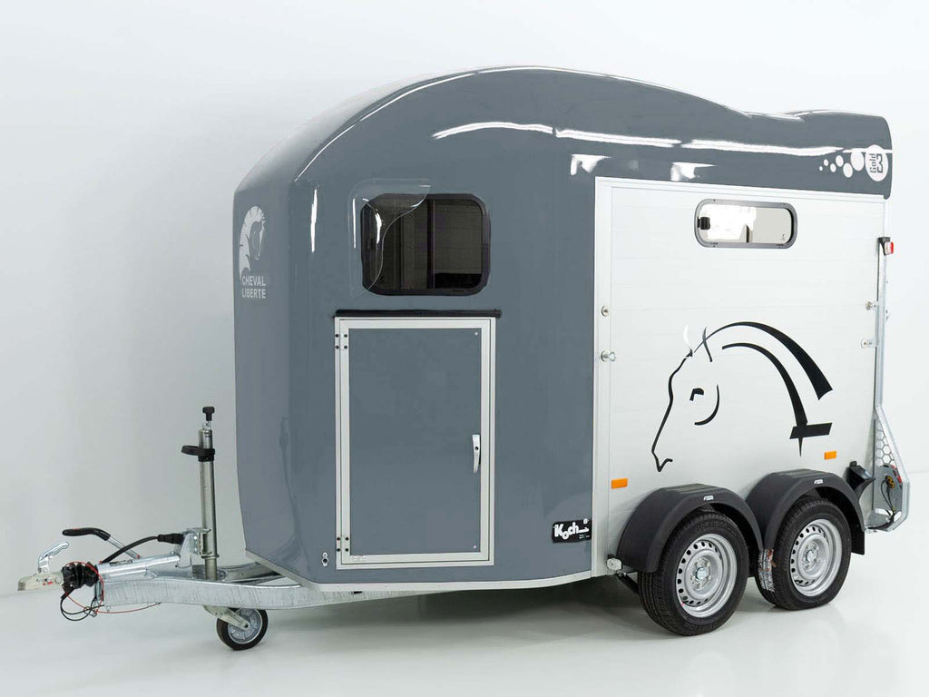 Cheval Liberte Pferdeanhänger GOLD 3 | Premium | Pullman 2 | Sattelkammer | grau-Neu
