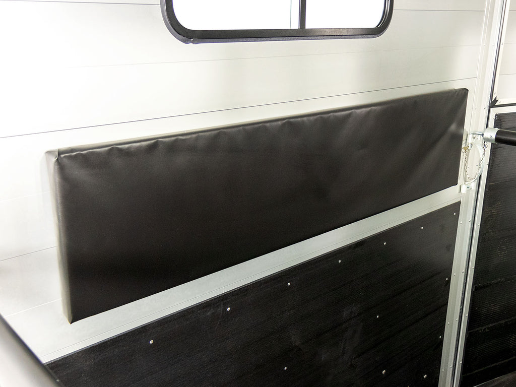 Cheval Liberte Pferdeanhänger Touring One 1,5er | Pullman-Fahrwerk | Frontausstieg
