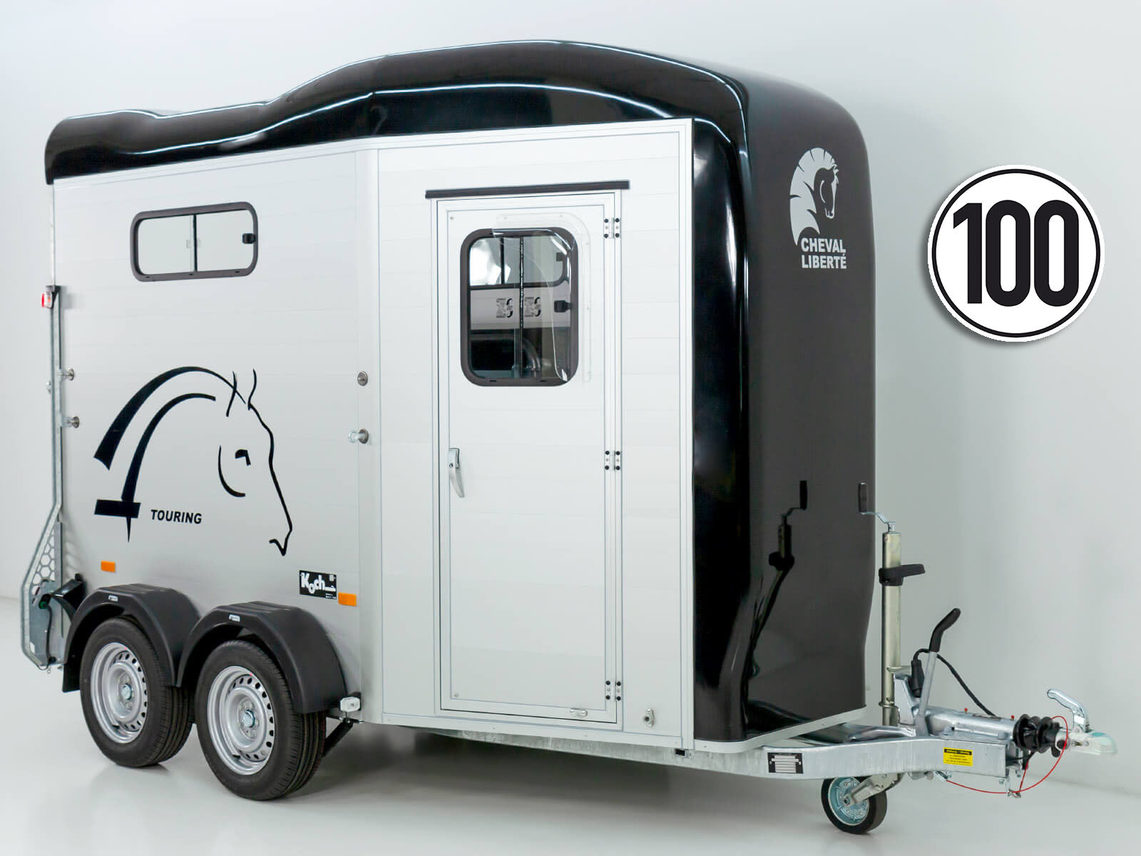 Cheval Liberte Pferdeanhänger Touring Jumping | Pullman-Fahrwerk | Sattelkammer