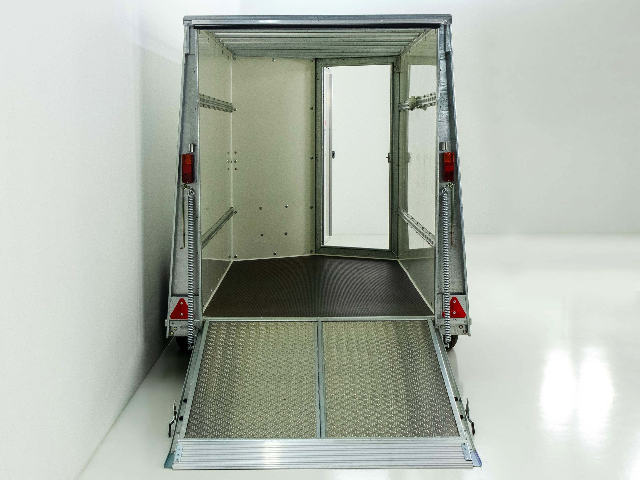 Ifor Williams Kofferanhänger BV 125G 147x360cm H:214cm 2,7t | Klappenkombi-Neu