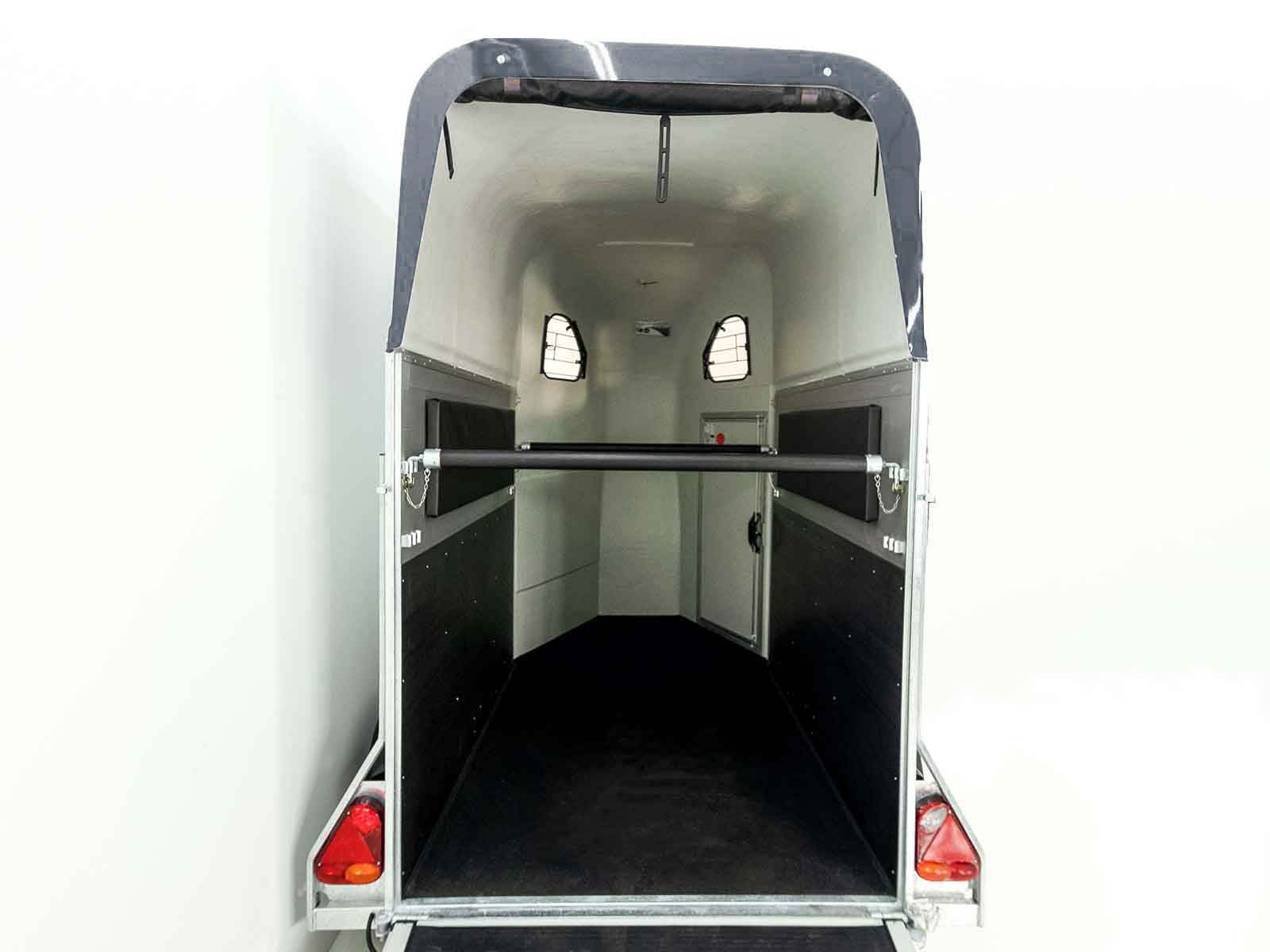 Cheval Liberte Pferdeanhänger GOLD One 1,5er | Pullman-Fahrwerk | grau-Neu