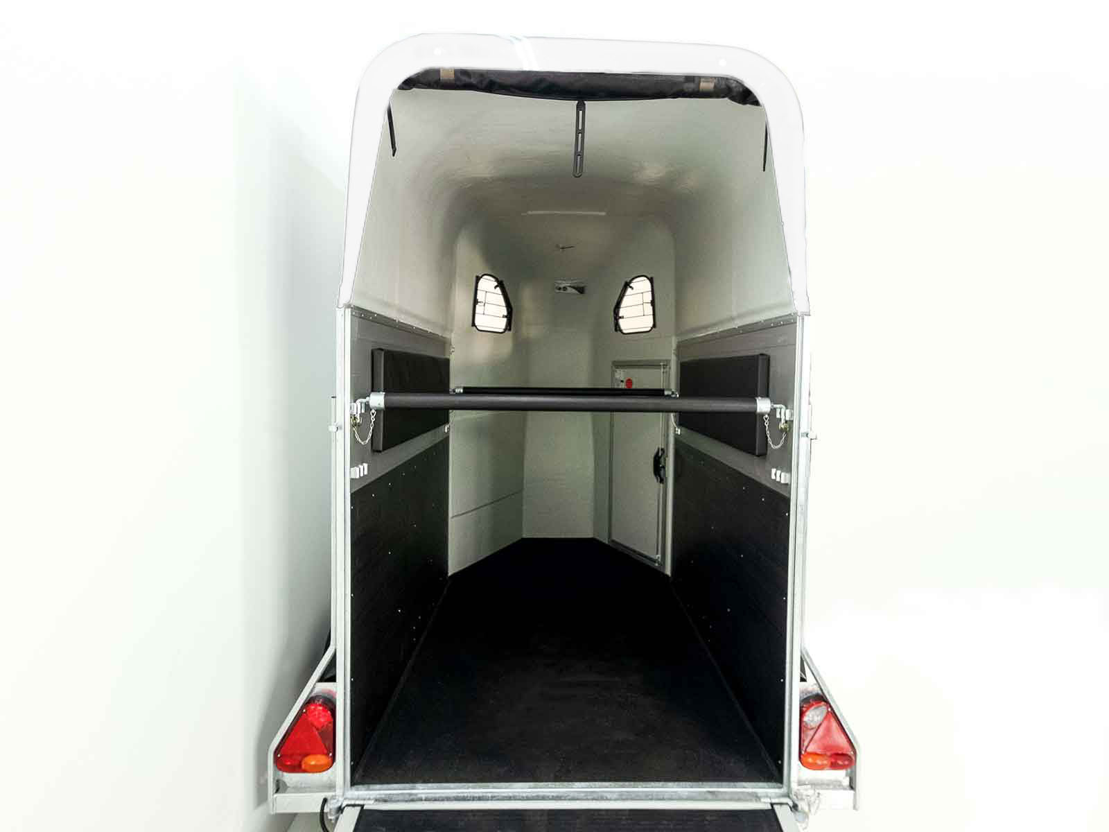 Cheval Liberte Pferdeanhänger GOLD One 1,5er | Pullman-Fahrwerk | weiß-Neu