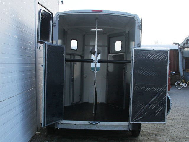 Ifor Williams Pferdeanhänger HB506| Frontausstieg | Klappenkombi|  Schwarz-Neu