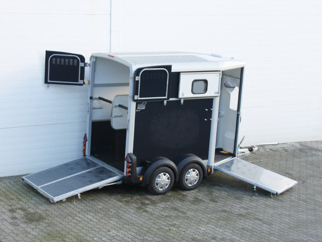 Ifor Williams Pferdeanhänger HB506| Frontausstieg | Klappenkombi|  Schwarz-Neu