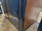 Doppel-Sanitärcontainer – 2 Unabhängige Kabinen, WC, Waschbecken & Boiler