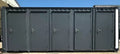 Sanitärcontainer 6 m × 2,4 m – 5 Separate Kabinen – WC & Waschbecken