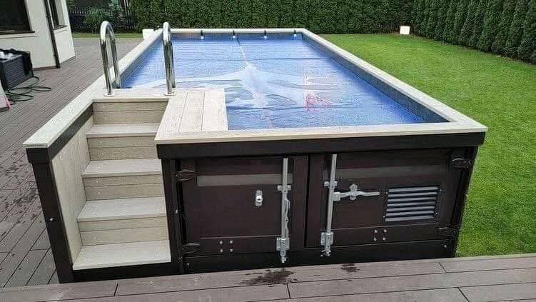 Familien-Containerpool aus Fiberglas