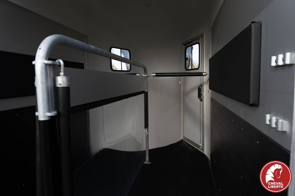 Cheval Liberté Gold 3 Origins Premium 2-Platz Pferdeanhänger Gebraucht
