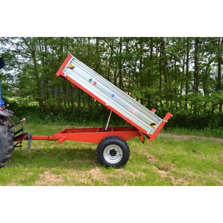 3-Tonnen-Dreiseitenkipper für Kompakttraktoren